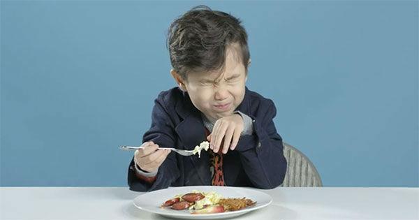 アメリカの子供が世界各国の朝食を試食したら…味覚の違いに巻き起こる大混乱！