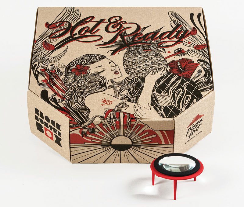 pizza-box-turns-your-smartphone-into-a-movie-projector-1