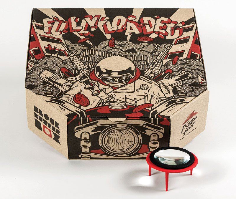 pizza-box-turns-your-smartphone-into-a-movie-projector-4