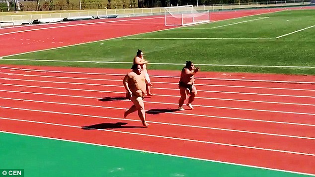 【動画】力士の50m走が何気に速くて、海外ネットユーザーら驚く