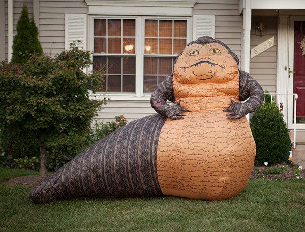 ilvr_sw_jabba_the_hut_inflatable_inuse
