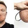 マスクをつければ顔が金玉に変身！シリコン製のリアルな「ふぐりマスク」発売